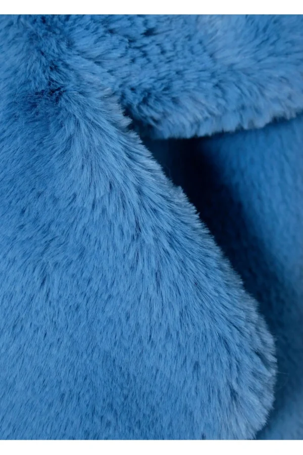 Futro Gigi Azure>AGGI Clearance